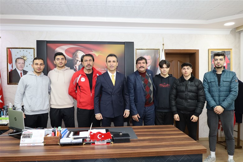 Nevşehirli Sporcular Muay Thai İç Anadolu Bölge Şampiyonası'nda Parladı