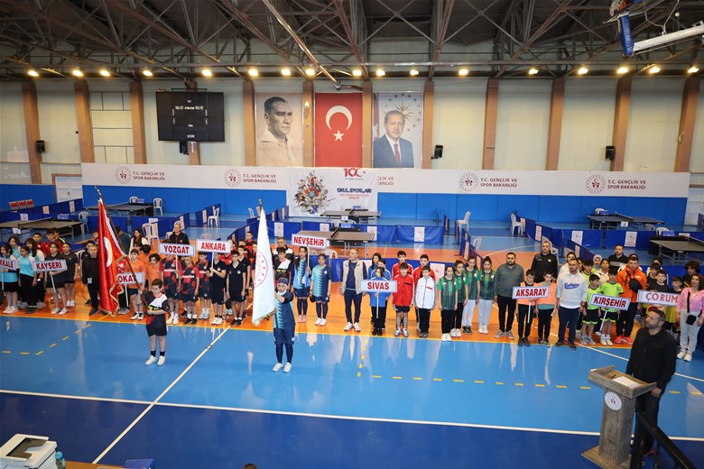 2023-2024 Yılı Okul Sporları Masa Tenisi Grup Müsabakaları Kız-Erkek Yıldızlar Kategorisinde Başladı