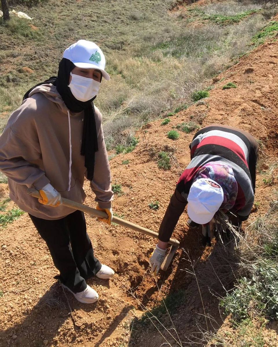 Kırşehir'de doğal güzellikleri koruma ve yeşil alanları artırma çalışmaları devam ediyor.