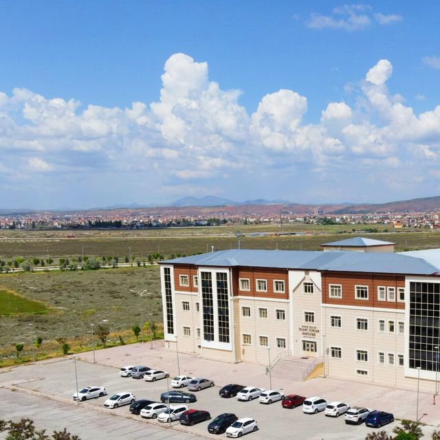 Aksaray Üniversitesi İslami İlimler Fakültesi, Yeni Bölümlerle Öğrenci Kabul Ediyor