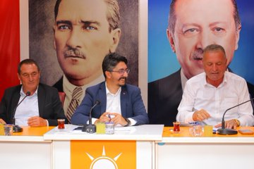 AK Parti Niğde İl Başkanlığı, İl Yönetim Kurulu Toplantısı Düzenledi