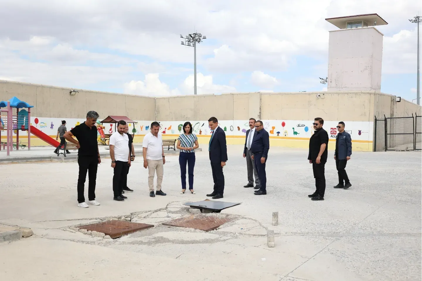 Bünyan Belediye Başkanı, Kapalı Kadın Cezaevi'nde Çocuk Oyun Alanı İncelemesi Yaptı