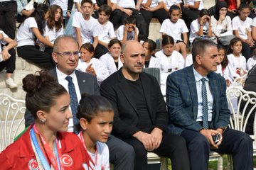 Kayseri Ticaret Borsası Başkanı Recep Bağlamış, Genç Sporcularla Buluştu