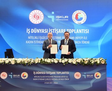 Nevşehir Ticaret Borsası Başkanı İbrahim Salas, İş Dünyası İstişare Toplantısı'na Katıldı