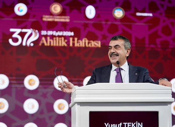 Bakan Tekin, Ahilik Haftası Kutlamaları Kapanış Töreni'ne Katıldı