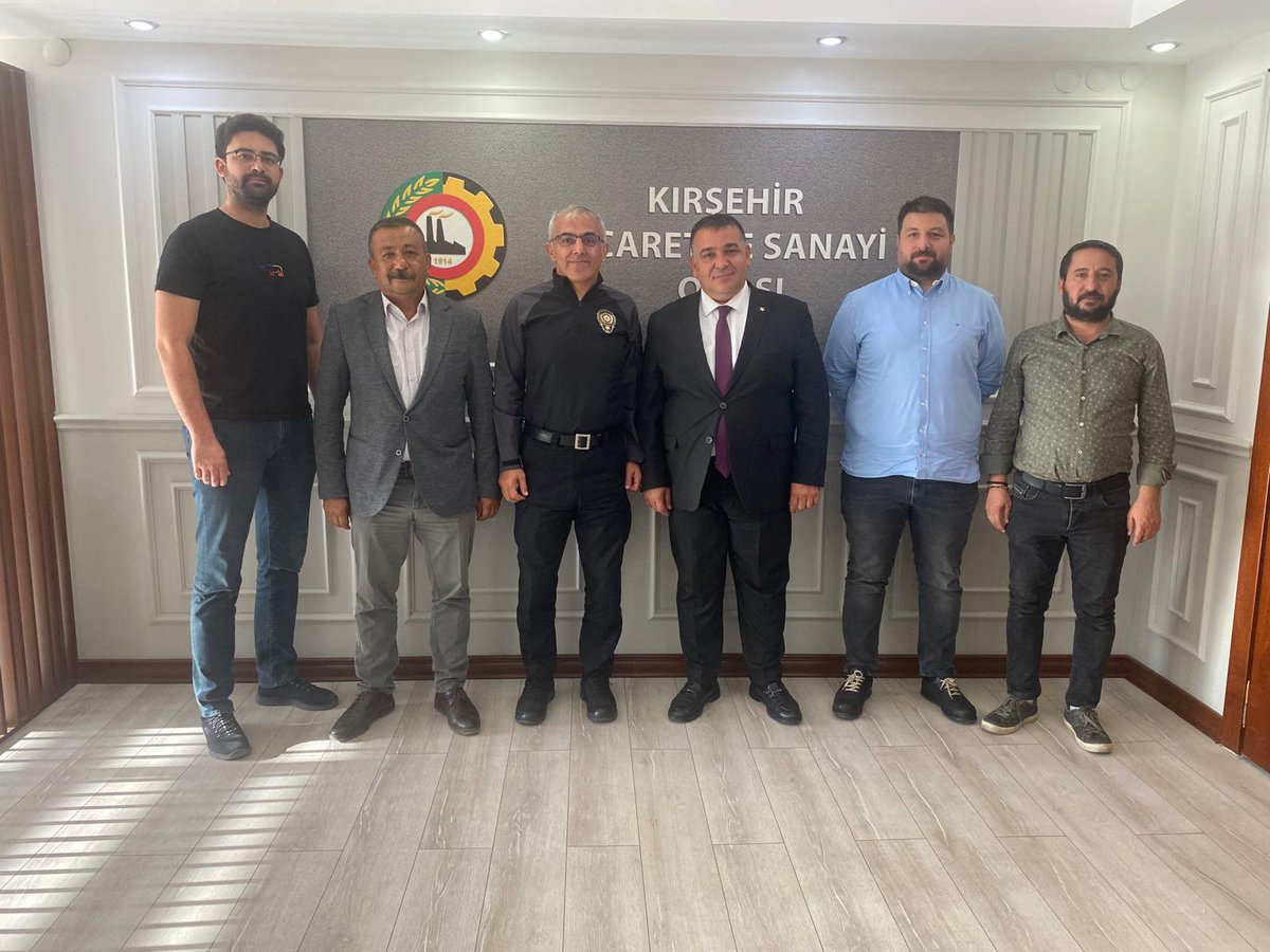 Kırşehir Polis Meslek Yüksekokulu ve Kırşehir Ticaret ve Sanayi Odası Arasında İş Birliği Toplantısı Gerçekleştirildi