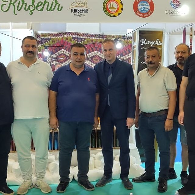 Kırşehir İl Kültür ve Turizm Müdürü Fikret Fidan, Yörex standını ziyaret etti