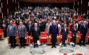 Kayseri Üniversitesi Rektörü Prof. Dr. Kurtuluş Karamustafa, 