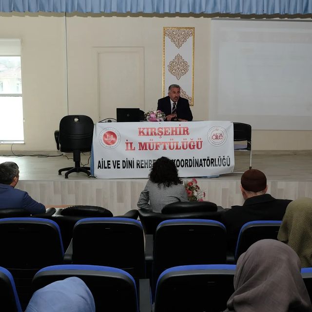 Kırşehir İl Müftülüğü, Büyüklerimize Vefa Zamanı Programı Düzenledi