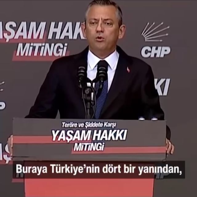 CHP Genel Başkanı Özgür Özel'den Önemli Mesajlar