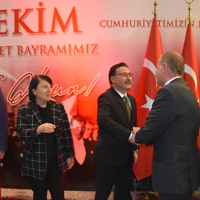 Tomarza Belediyesi, Cumhuriyet Bayramı'nda Kayseri Dünya Ticaret Merkezi'nde düzenlenen etkinlikte yer aldı