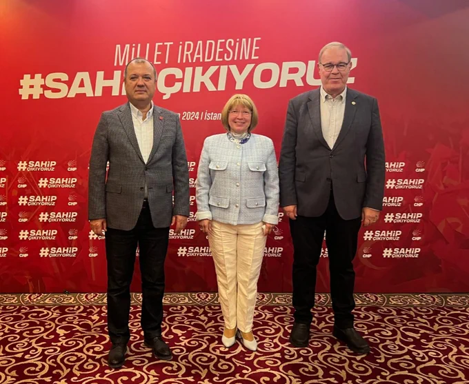 Millet İradesine Sahip Çıkıyoruz