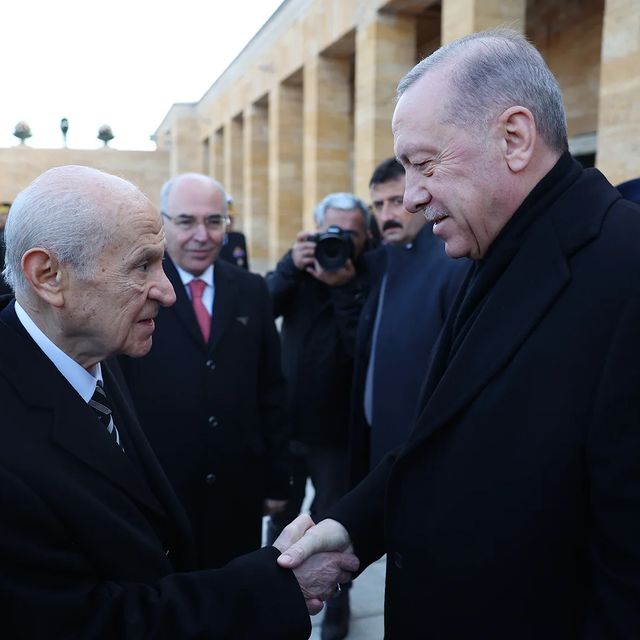 Devlet Bahçeli Anıtkabir'i Ziyaret Etti