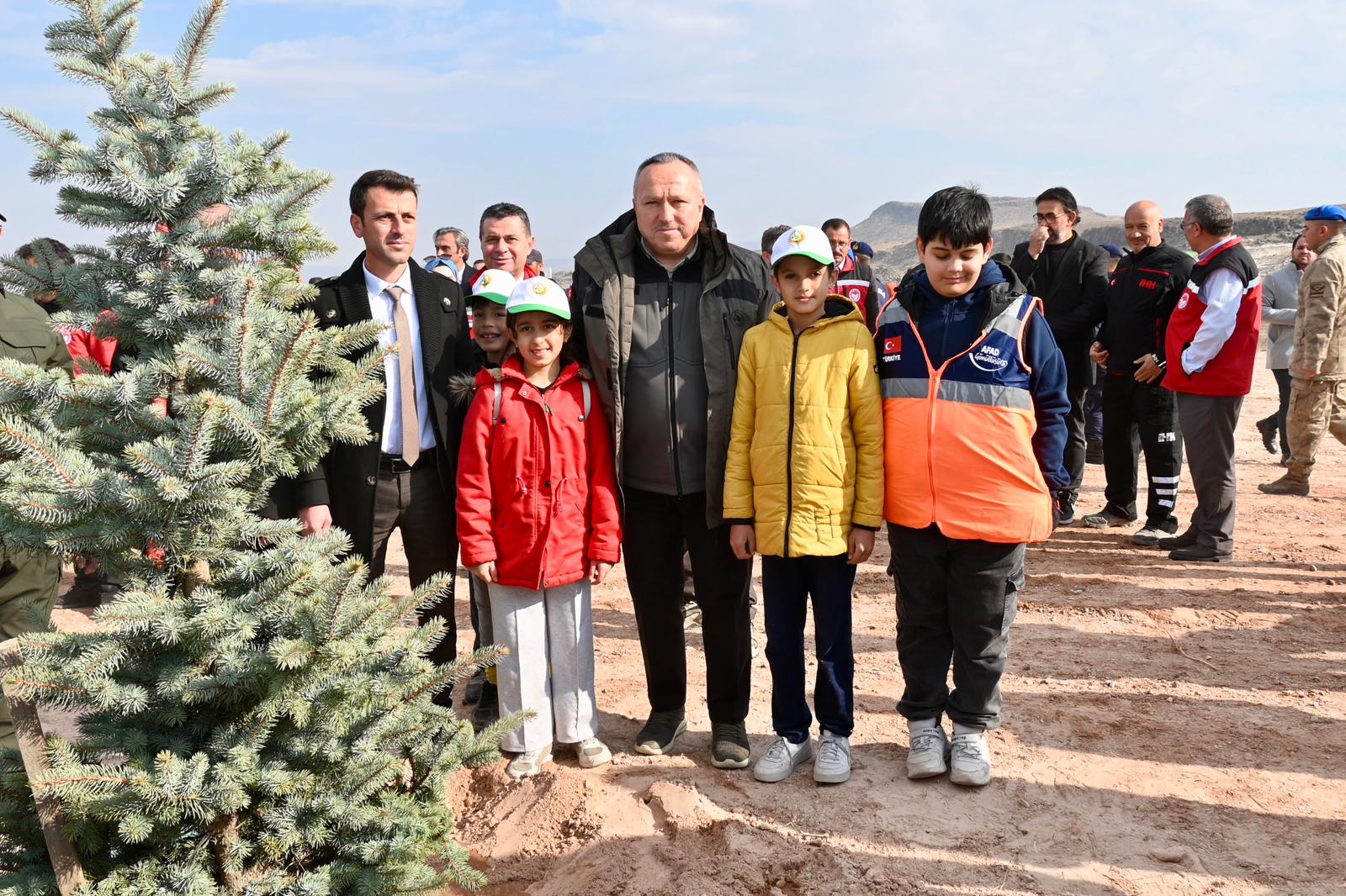 11 Kasım Milli Ağaçlandırma Günü'nde İlimizde 20 Bin Fidan Toprakla Buluştu