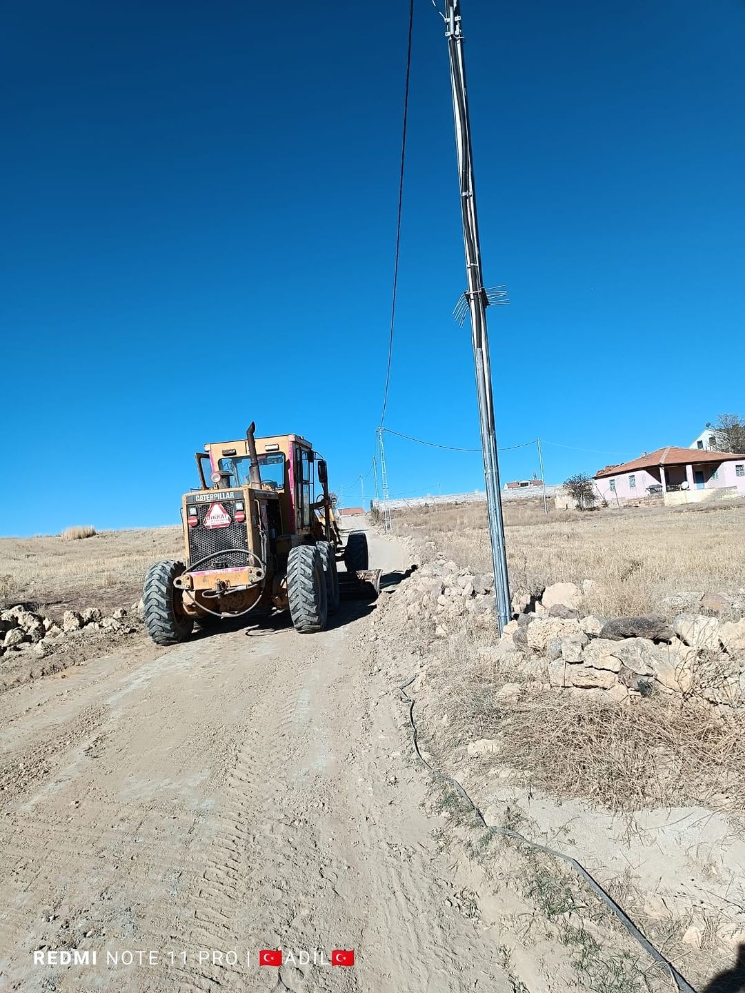 Tomarza'da Yol Düzenleme Çalışmaları Devam Ediyor