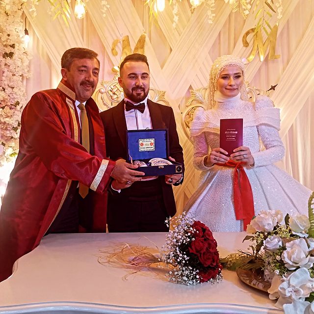 Acıgöl Belediye Başkanı Mehmet Eroğlu, Çalışkan Ailesi'nin Nikah Törenine Katıldı