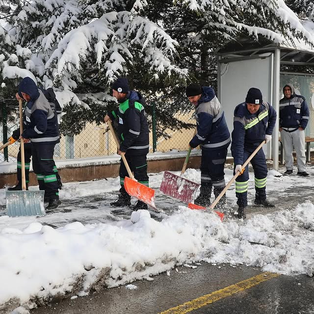 Kar Temizleme Çalışmaları Devam Ediyor