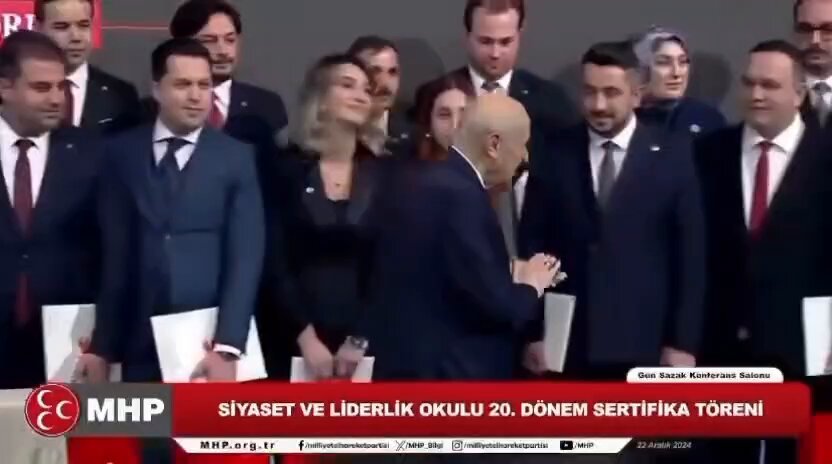 Gözümüzü korkutan gelecekte liderliğin önemi