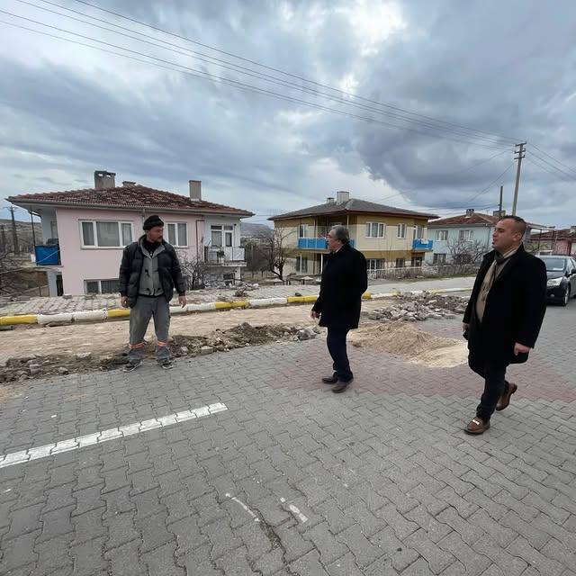 Avanos Belediye Başkanı Yol Onarım Çalışmalarını Denetledi