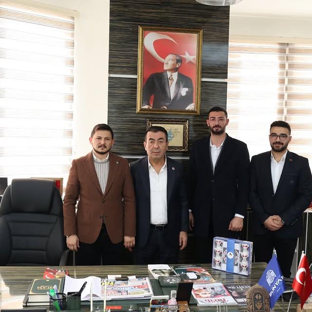 TÜGVA Kayseri İl Başkanı Vefa Bayırbaş, Bünyan Belediye Başkanı Selahattin Metin'i ziyaret etti