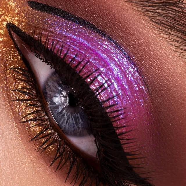 Pat McGrath'ın Yeni Göz Farı Paleti: Mothership IX Huetopian Dream