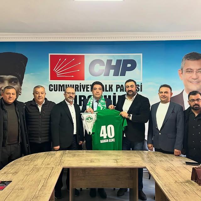 Kırşehirspor Kulübü, CHP İl Başkanı Baran Genç'i Ziyaret Etti