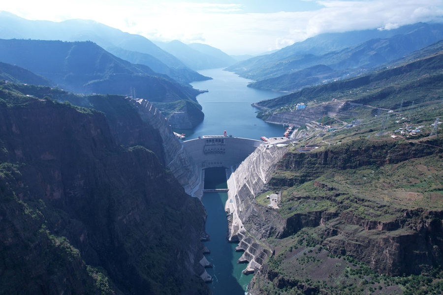 Dünyanın En Büyük Temiz Enerji Koridorunun Başarısı