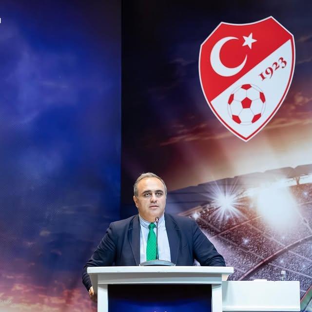 Ural Aküzüm: Amatör Futbol Ve Kadın Futbolu Üzerine Değerlendirmeler