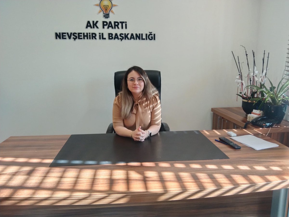 AK Parti Nevşehir İl Başkanlığı, Nöbetçi Başkan Uygulamasıyla Misafirlerini Ağırlıyor