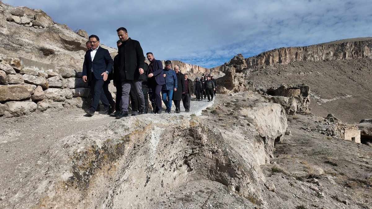 Kayseri Valisi Gökmen Çiçek ve Diğer Yetkililer Soğanlı Vadisi'ni Ziyaret Etti