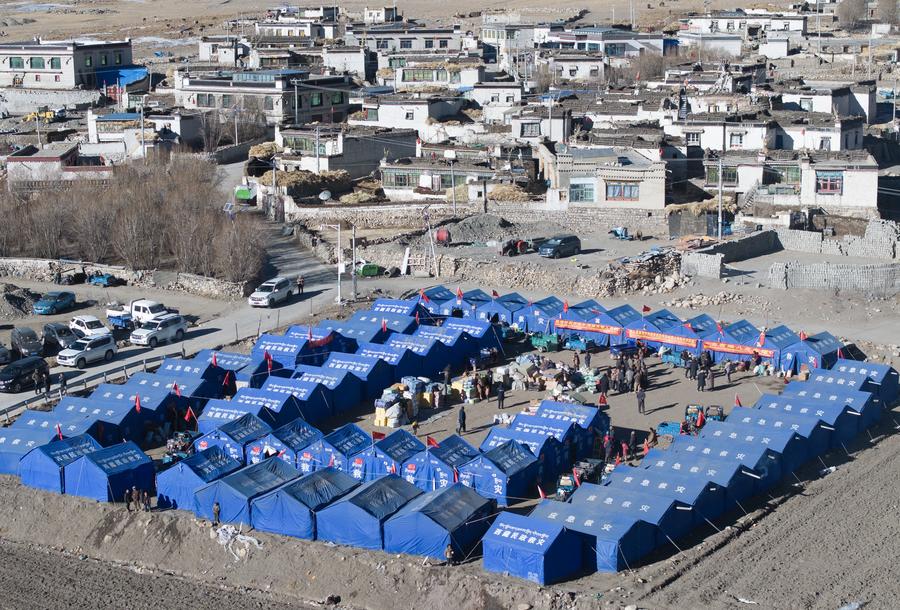 Anma Töreniyle Deprem Kurbanları Unutulmadı