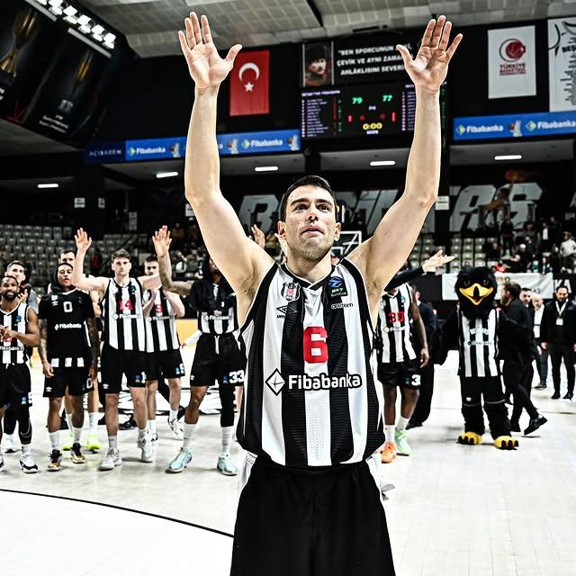 Berk Uğurlu Beşiktaş'ın Kritik Galibiyetinde Dikkatleri Üzerine Çekti