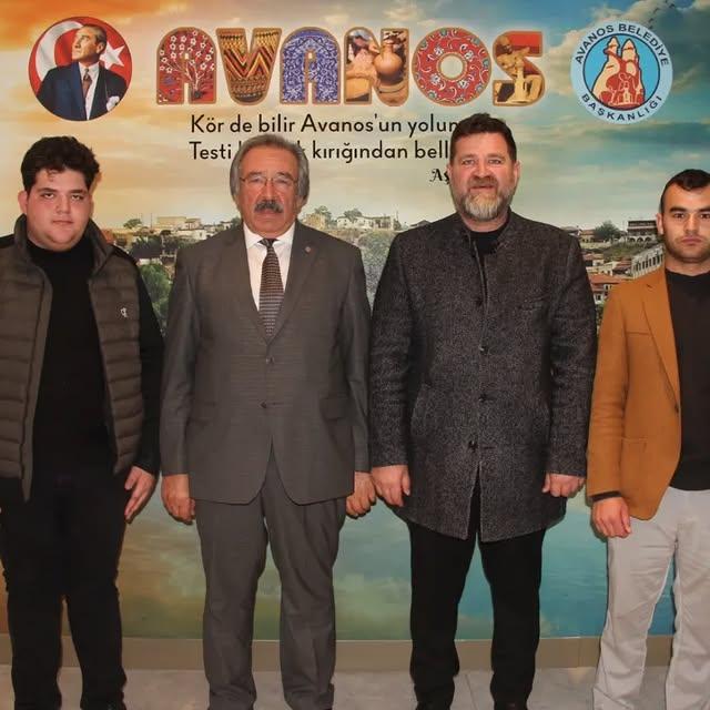 Avanos Belediye Başkanı Mustafa Kenan Sarıtaş, işadamı Murathan Kavak'ı makamında ağırladı