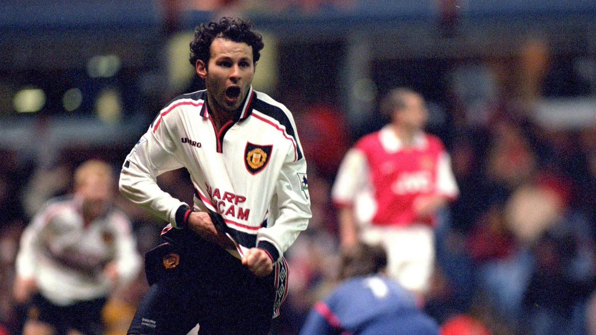 Ryan Giggs, Premier Lig'e Efsanevi Geri Dönüş Yapıyor