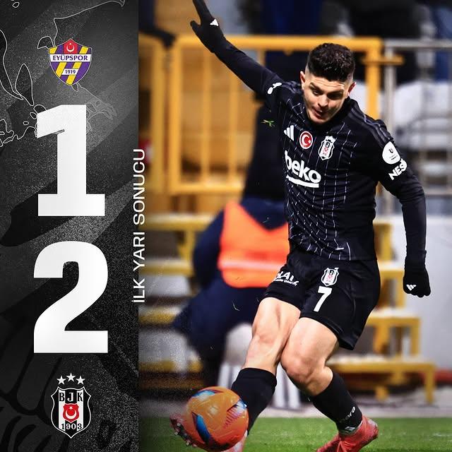 Beşiktaş, İlk Yarıyı 21-12 Önde Tamamladı