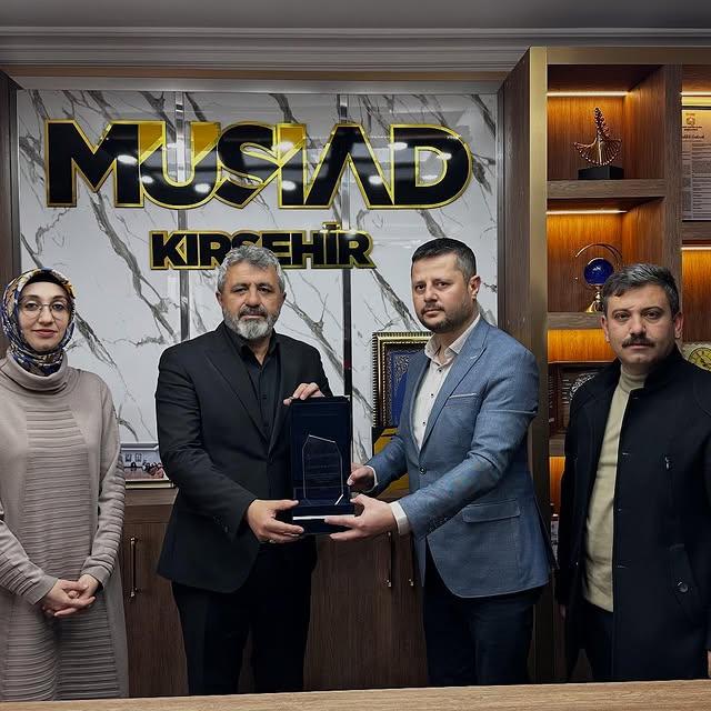 MÜSİAD Üyeleri, Kırşehir İyilik Derneği'ni Ziyaret Etti