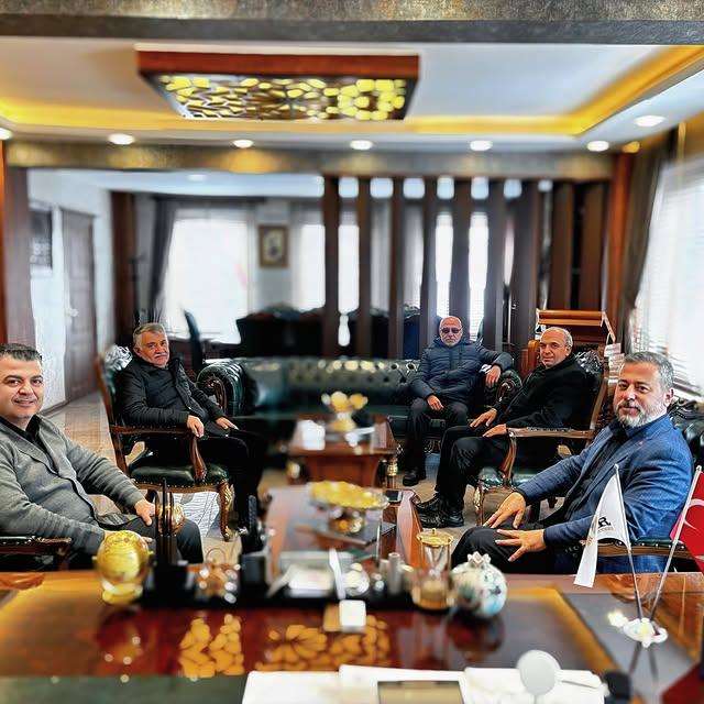 Nevşehir'de Belediye Başkanı Süleyman Özçelik'e Ziyaret