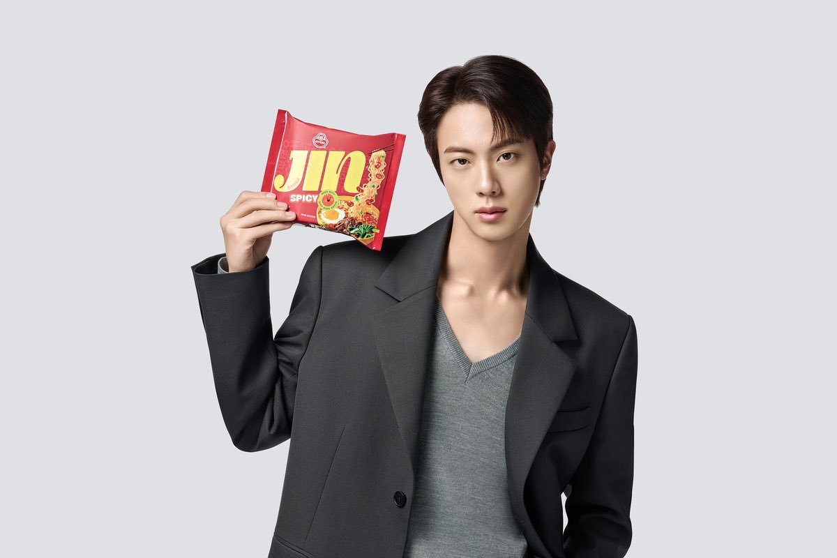 Jin, Otoki Jin Ramen'in Yeni Küresel Modeli Olarak Tanıtıldı