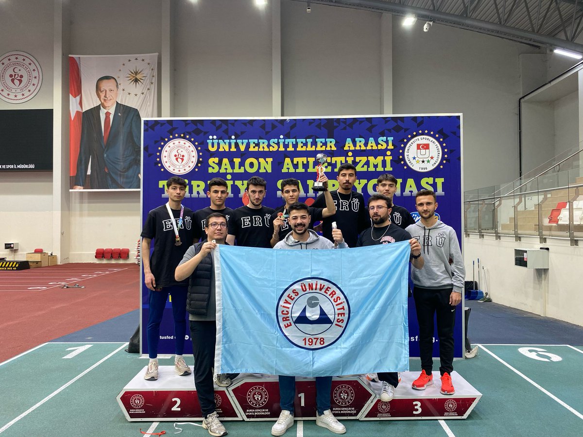 Erciyes Üniversitesi Öğrencileri Salon Atletizm Şampiyonasında Başarıyla Derecelerle Döndü