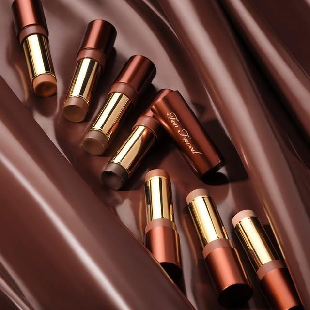 Toofaced, Yeni Bronzing Sticks'leri Tanıttı