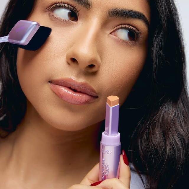 Tarte, Yeni Şekil Tapesi Stick Concealer'ı Ücretsiz Denetme Fırsatı Sunuyor