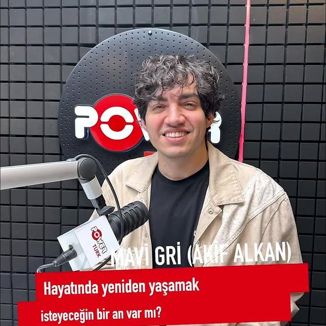 Akif Alkan'ın Mavi Griden Yeniden Doğumu: Mavigrimusic ile Yeniden Yaşamak İstiyor