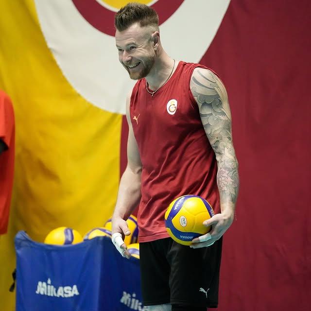 Galatasaray Voleybol Takımı Hazırlıklarını Sürdürüyor: Altekma Maçı Yaklaşıyor