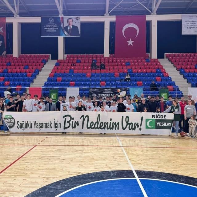 Niğde'de Yeşilay 3x3 Basketbol Turnuvası Tamamlandı