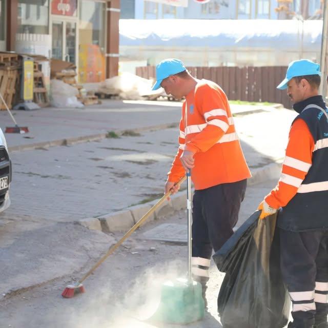 Aksaray Belediyesi Kılıçaslan Mahallesinde Temizlik Çalışmaları Gerçekleştirdi