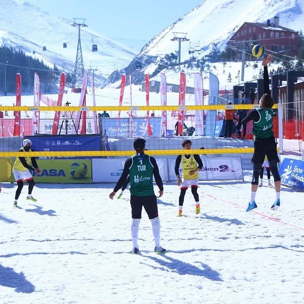 Erzurum'da FIVB Kar Voleybolu Dünya Turu Heyecanı Devam Ediyor