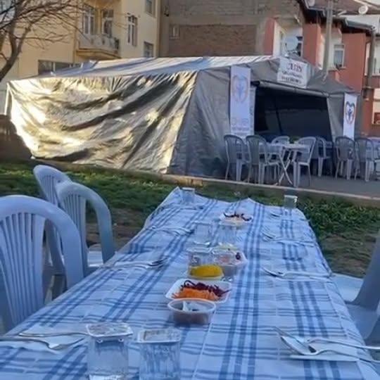 Aksaray'da Hayırsever İş İnsanının Vefatı, İftar Yemeğiyle Anısına Saygı