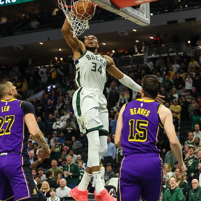 NBA Yıldızı Giannis Antetokounmpo'dan Sosyal Medyada Paylaşım