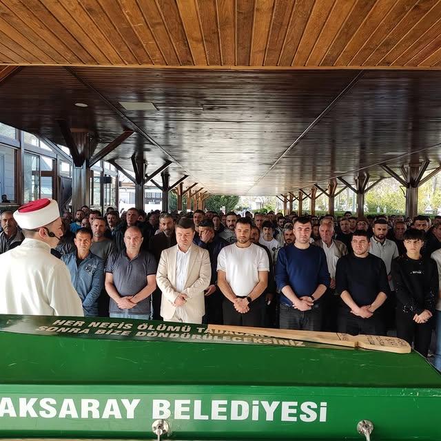 Aksaray Belediye Başkanı, Hemşehrisi Hasan Bora'nın Cenaze Namazında