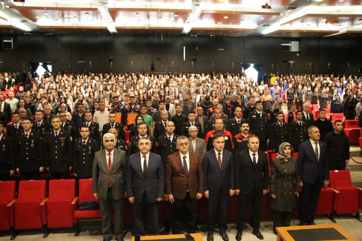 Kayseri'de Çanakkale Ruhunu Yaşatan Konferans Düzenlendi